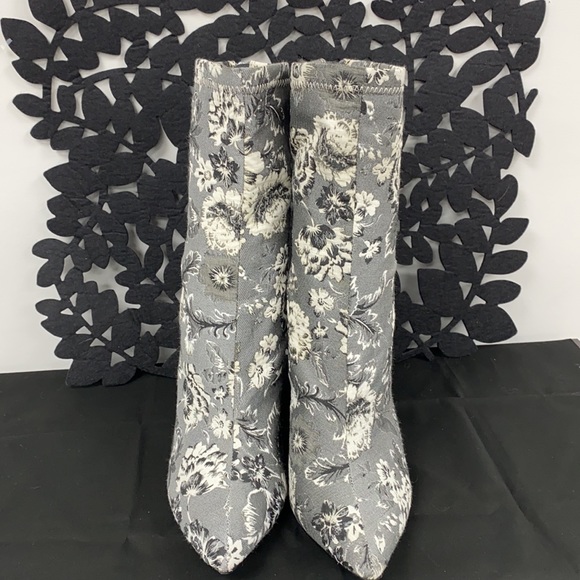 Floral Ankle Boots 6 - Picture 2 of 6